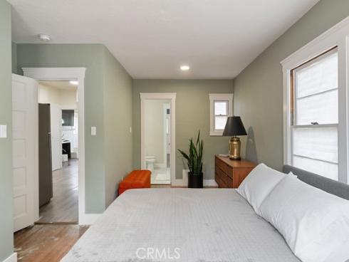 637 E Van Bibber , Orange, CA