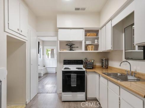 637 E Van Bibber , Orange, CA