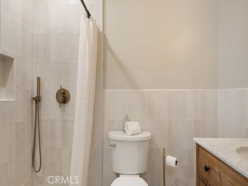 637 E Van Bibber , Orange, CA