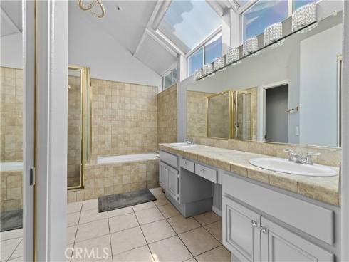 6807 E Pinnacle Pointe , Orange, CA