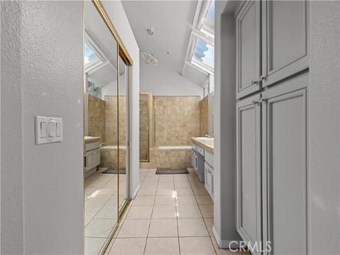 6807 E Pinnacle Pointe , Orange, CA
