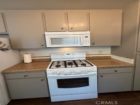 700 E Lake 52 Drive, Orange, CA