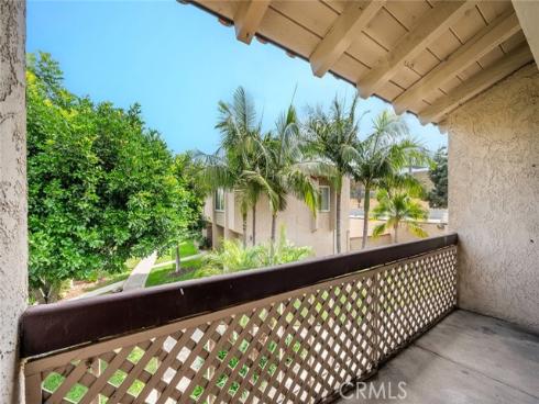 700 W La Veta , Orange, CA