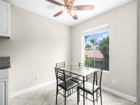 700 W La Veta , Orange, CA