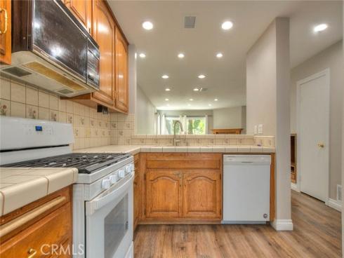 700 E Lake 7 Drive, Orange, CA