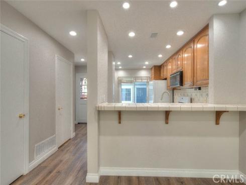 700 E Lake 7 Drive, Orange, CA