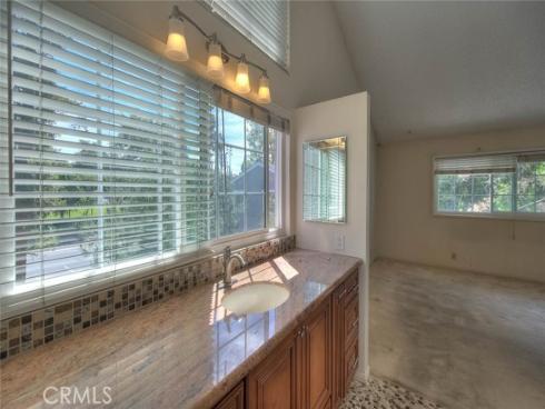 700 E Lake 7 Drive, Orange, CA