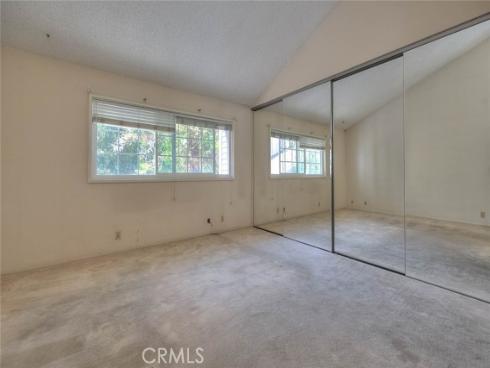 700 E Lake 7 Drive, Orange, CA