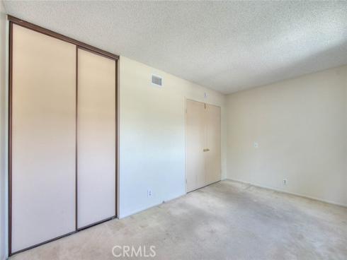 700 E Lake 7 Drive, Orange, CA