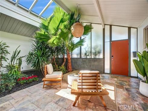 610 E Briardale , Orange, CA