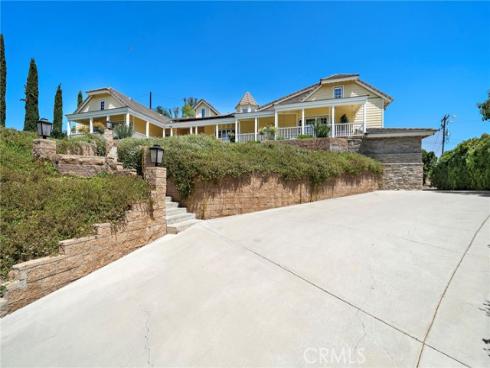 7722 E Sandberg , Orange, CA