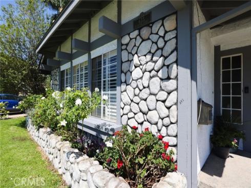 633 N Orange   Street, Orange, CA