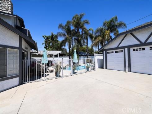633 N Orange   Street, Orange, CA