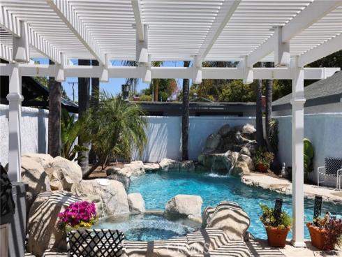633 N Orange   Street, Orange, CA