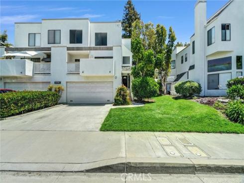 5733 E Stillwater 2 Avenue, Orange, CA