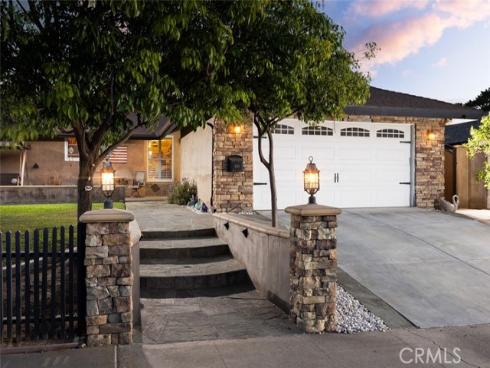 840 E Glendora Avenue, Orange, CA