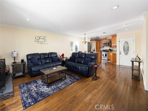 840 E Glendora Avenue, Orange, CA