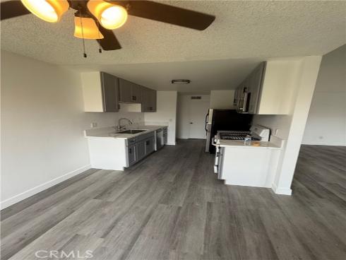 700 West La Veta E4 Avenue, Orange, CA