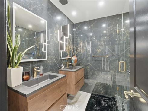 2888 N Wyngate , Orange, CA