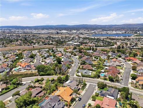 2888 N Wyngate , Orange, CA