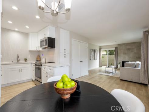 3139 E Chapman 5A , Orange, CA