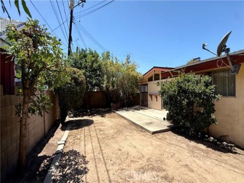 515 N Wayfield , Orange, CA