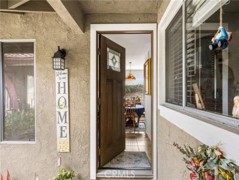 915 E La Veta Avenue , Orange, CA