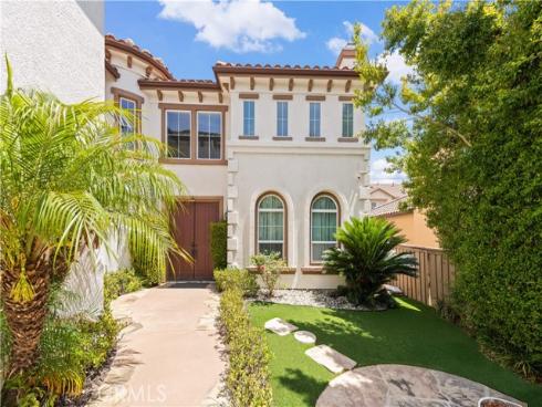 2563 N Falconer , Orange, CA