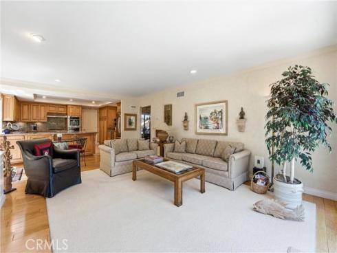 995 N Palo Alto , Orange, CA