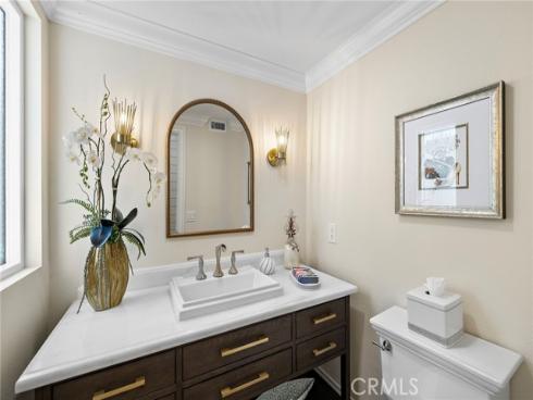 5603 E Crest De Ville  , Orange, CA