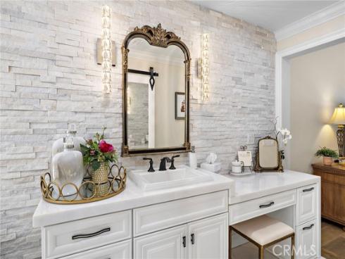 5603 E Crest De Ville  , Orange, CA