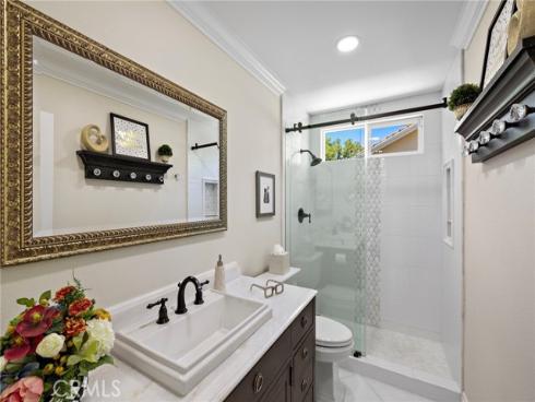 5603 E Crest De Ville  , Orange, CA
