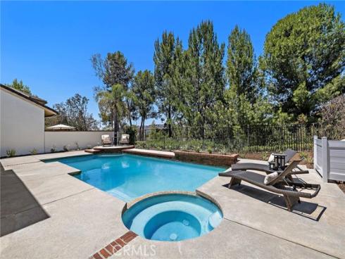 5603 E Crest De Ville  , Orange, CA