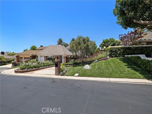 5603 E Crest De Ville  , Orange, CA