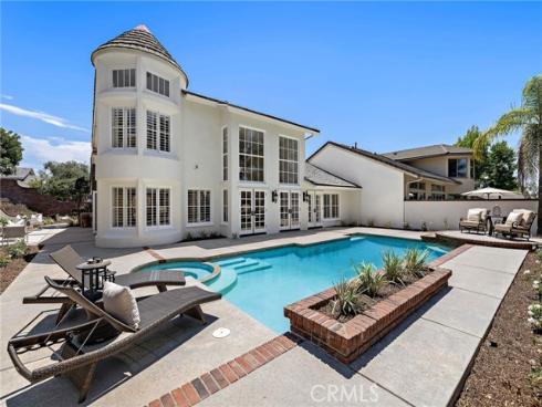5603 E Crest De Ville  , Orange, CA