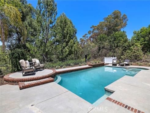 5603 E Crest De Ville  , Orange, CA