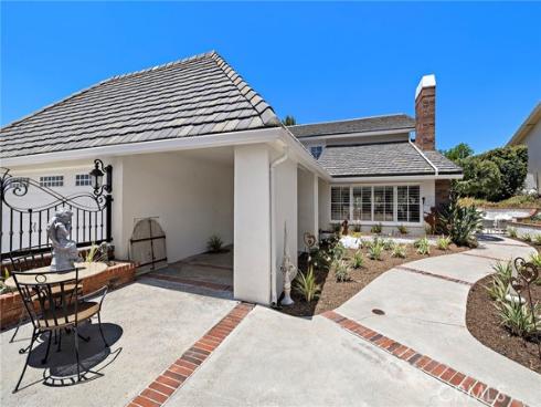 5603 E Crest De Ville  , Orange, CA