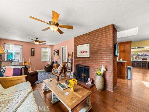 760 N Pine St , Orange, CA