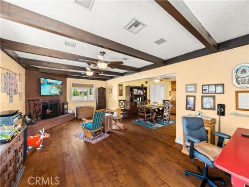 760 N Pine St , Orange, CA