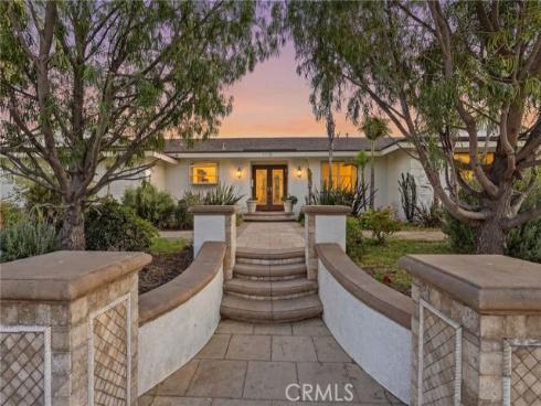 1110 E Meats Avenue, Orange, CA