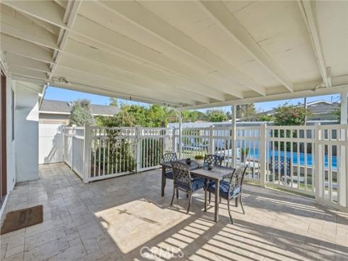 1110 E Meats Avenue, Orange, CA
