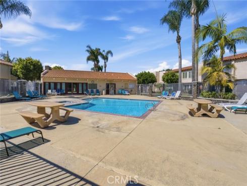 700 W La Veta C7 , Orange, CA