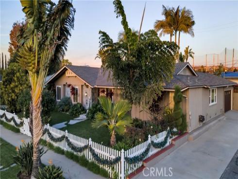 2129 N Pine , Orange, CA