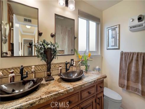2129 N Pine , Orange, CA