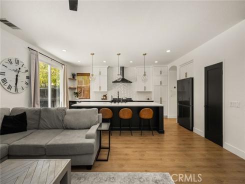 7565 E Crown Pkwy , Orange, CA