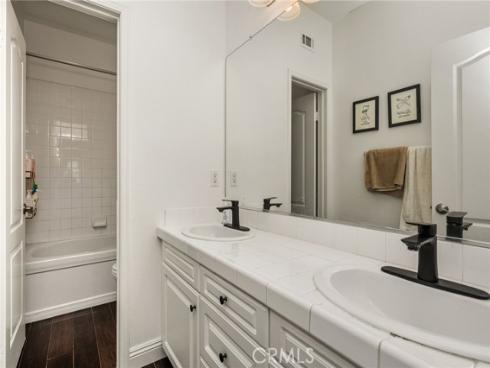 7565 E Crown Pkwy , Orange, CA