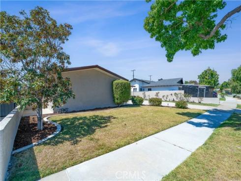 2003 W Willow Avenue, Orange, CA