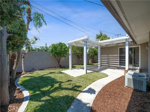 2003 W Willow Avenue, Orange, CA