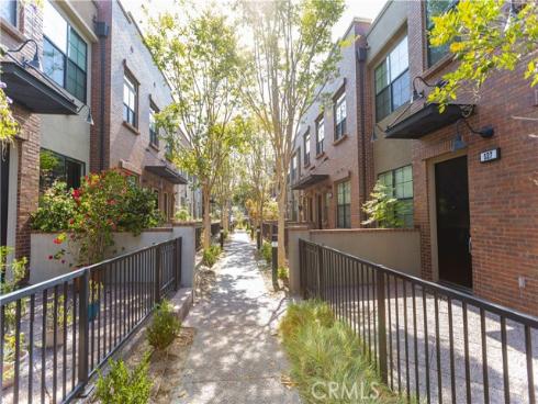 527 W Maple , Orange, CA