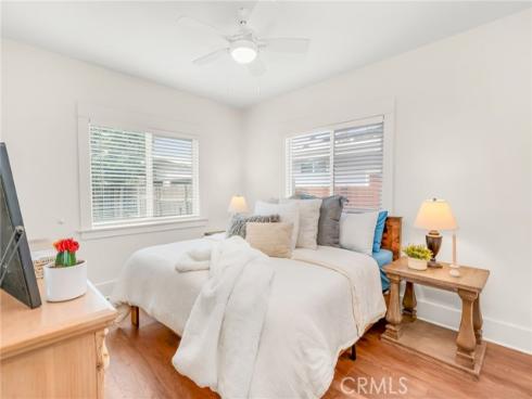 1058 E Almond , Orange, CA